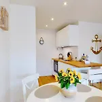 3-zimmer, 74 Qm 3 Minuten Zum Und Zentrum Whg Timme 11 Apartment