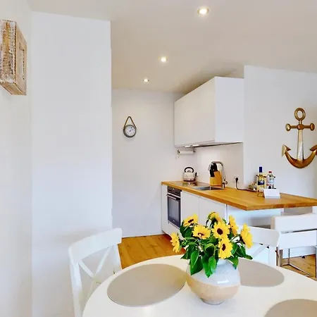 3-zimmer, 74 Qm 3 Minuten Zum Und Zentrum Whg Timme 11 Apartment